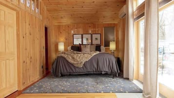7 bedrooms, iron/ironing board, WiFi