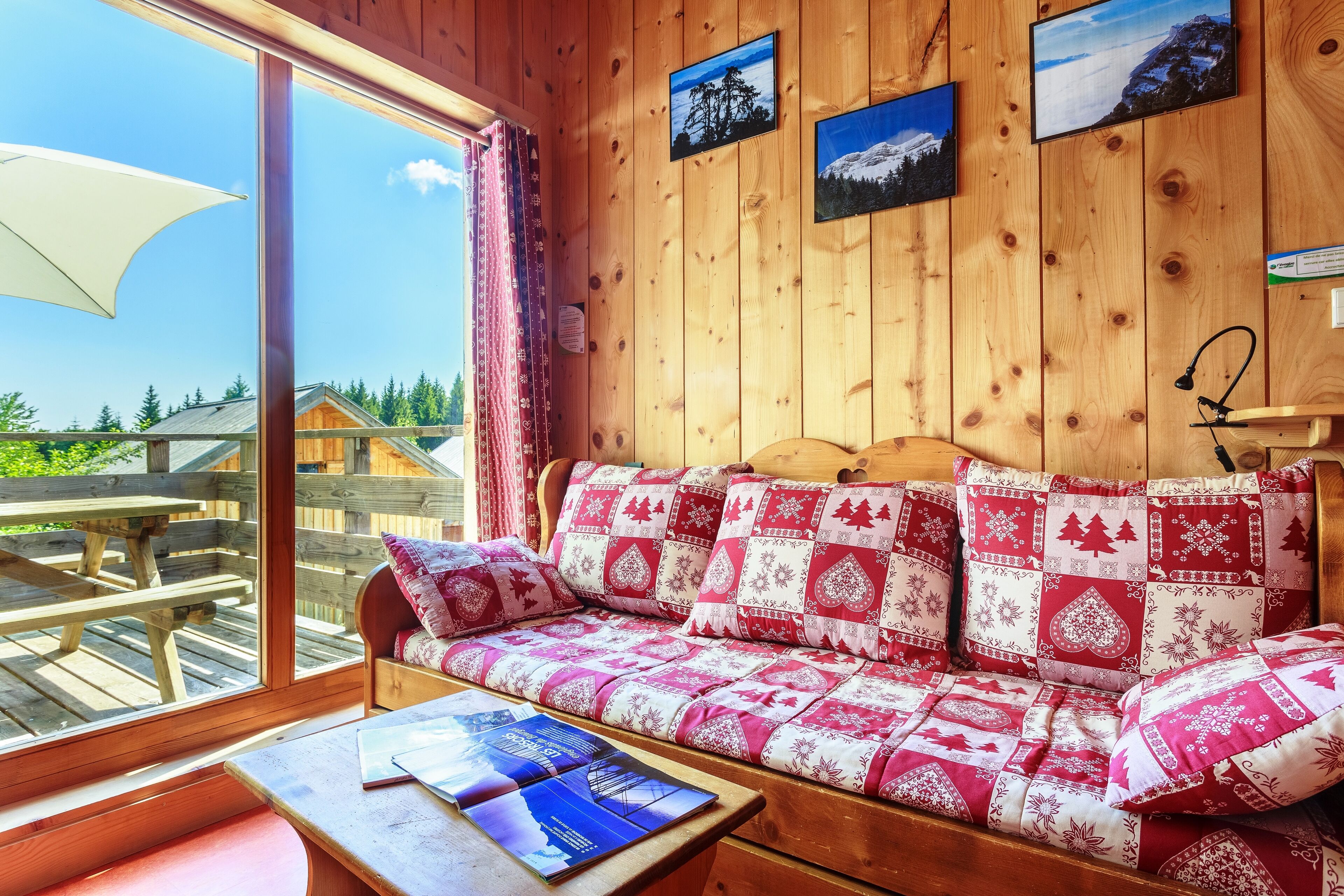 ecological chalet Chartreuse mountain, 4/6 pl comfortable cottage at the foot of the slopes