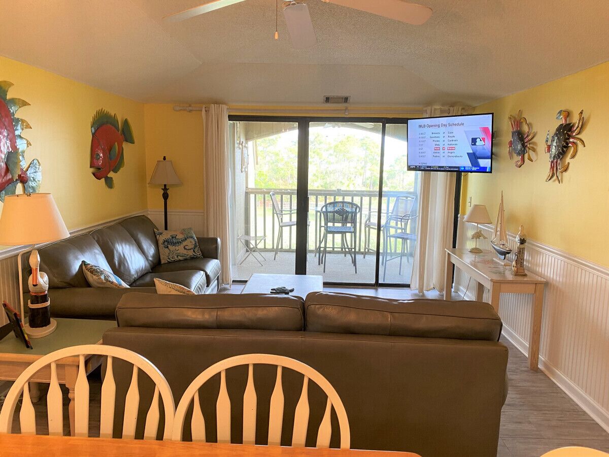 167 Beach Club Villa - Marsh & Canal View - Golf Cart Included