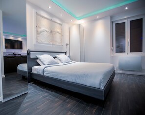 1 habitación y caja de seguridad en la habitación 