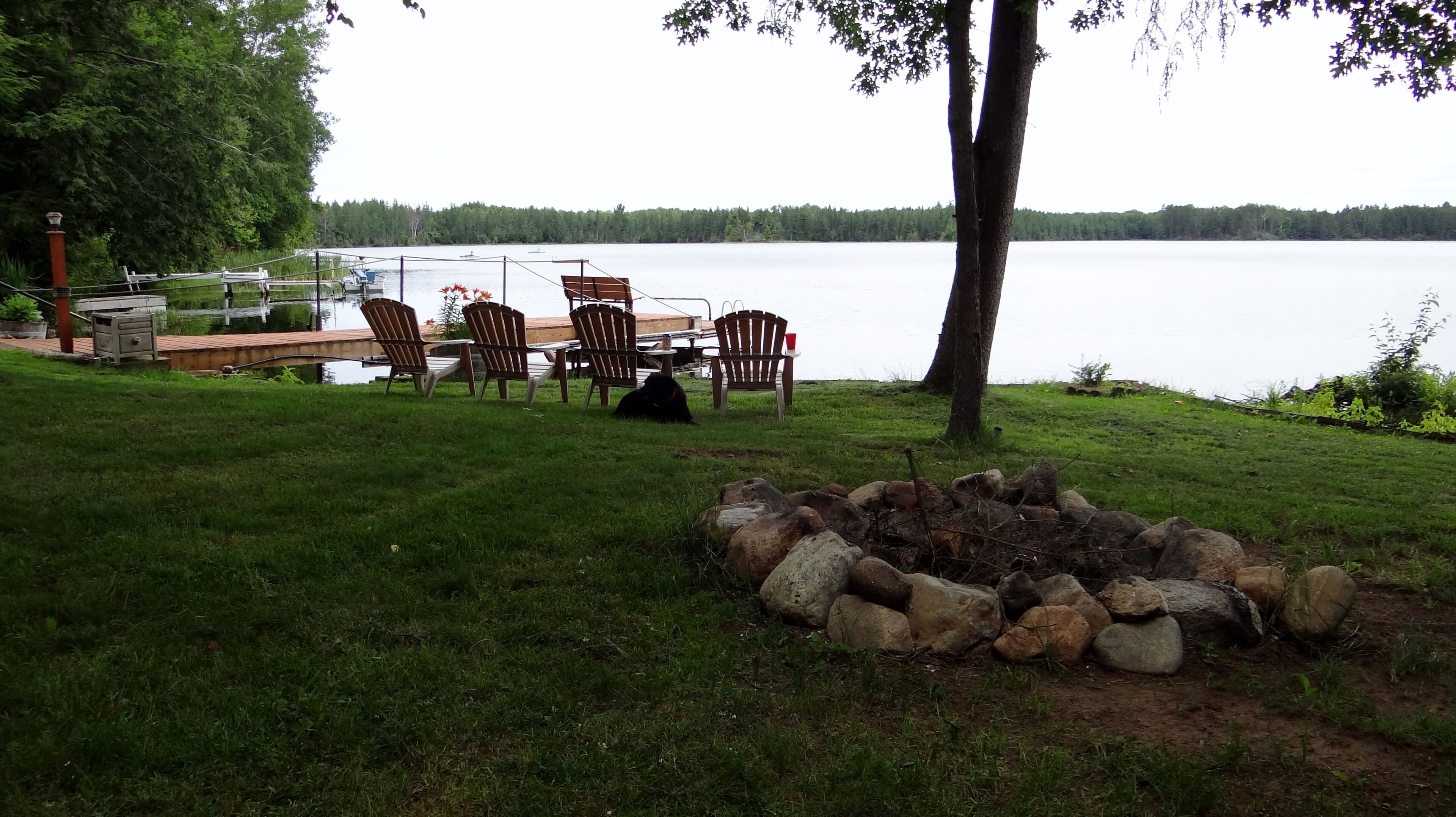 Lakefront Cottage/Cabin Escape to the Seclusion of the Northwoods