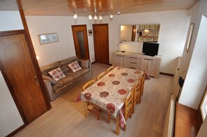 TV - Apartment for 6 people Prémanon near Jouvencelles (Prémanon)