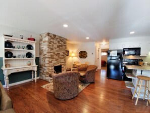 Flat-screen TV, fireplace, DVD player