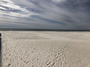 Am Strand, Liegestühle