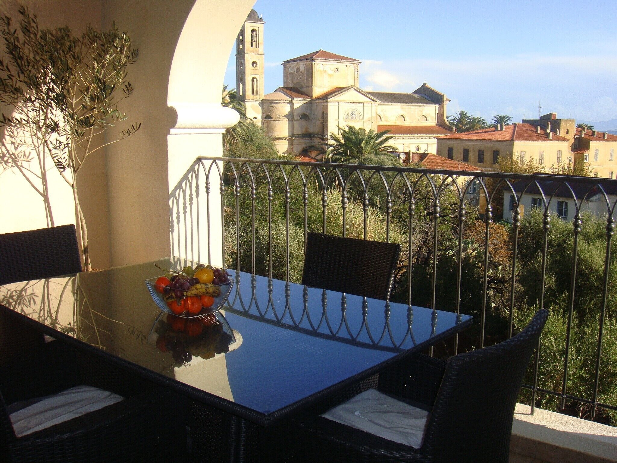 Luxury apartment with fiber wifi 300m from the beach