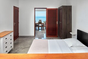 4 室のベッドルーム、アイロン / アイロン台、WiFi、ベッドシーツ