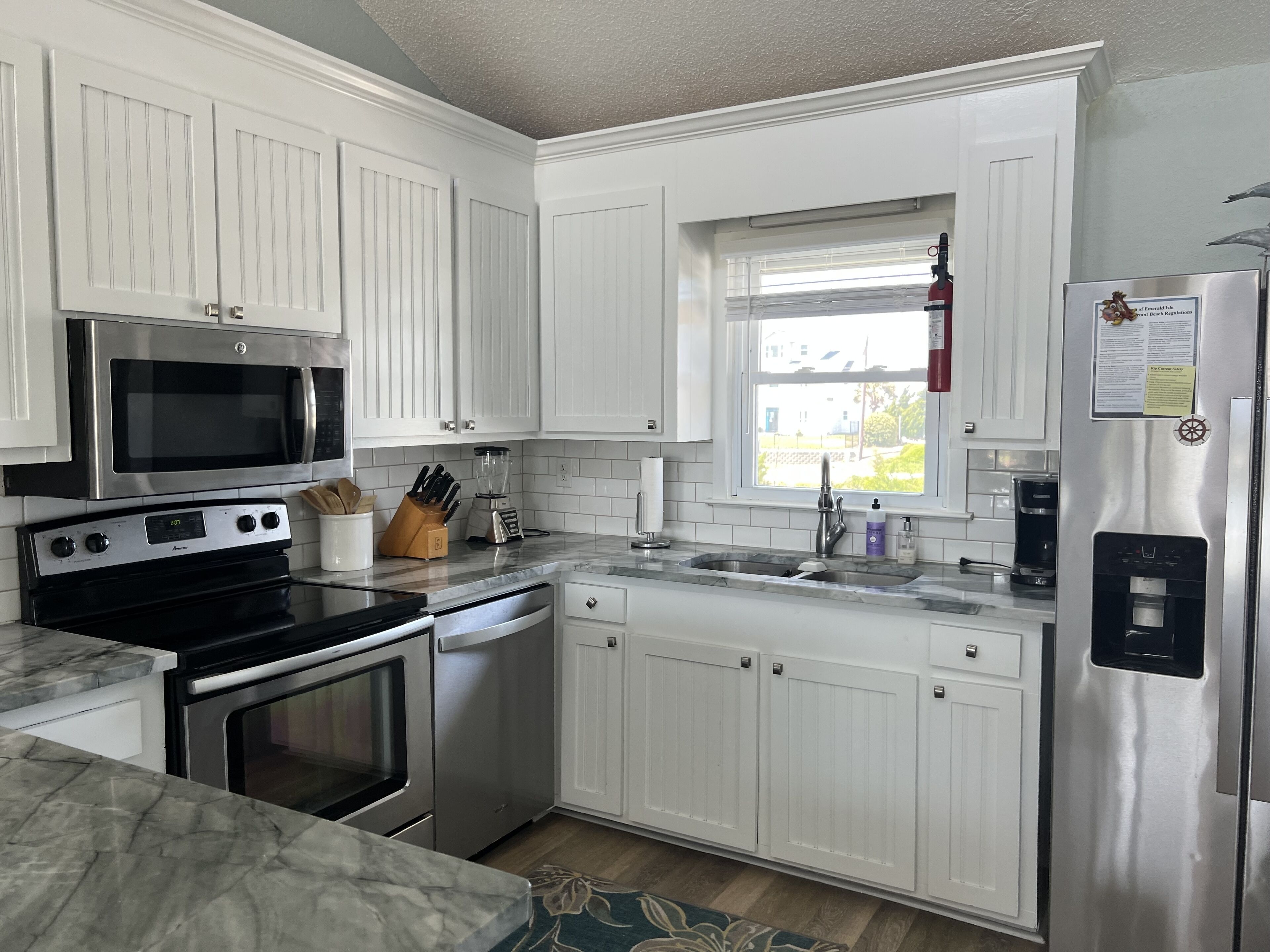 Both Ocean & Sound views from this 4BR Home!  100 steps to beach access