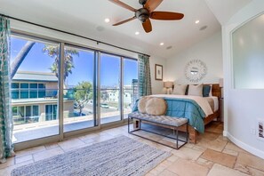 4 bedrooms, Internet, bed sheets