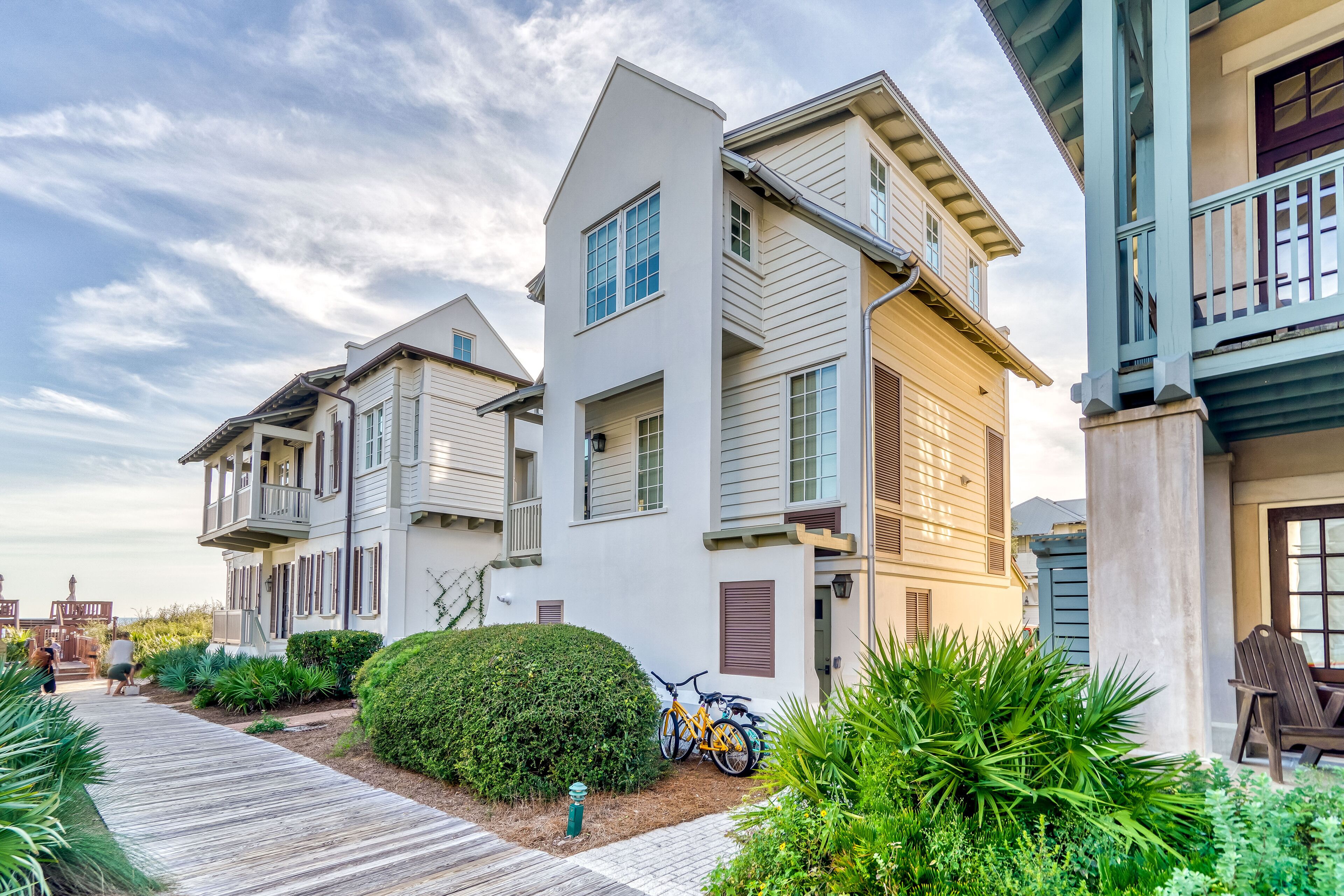 Gulf View Rosemary Beach Carriage House 1 Lot Off Beach + 4 Pools "34 S Briland"