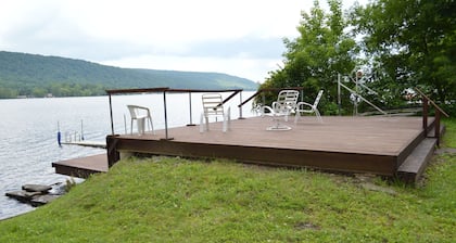 Deruyter lake waterfront
