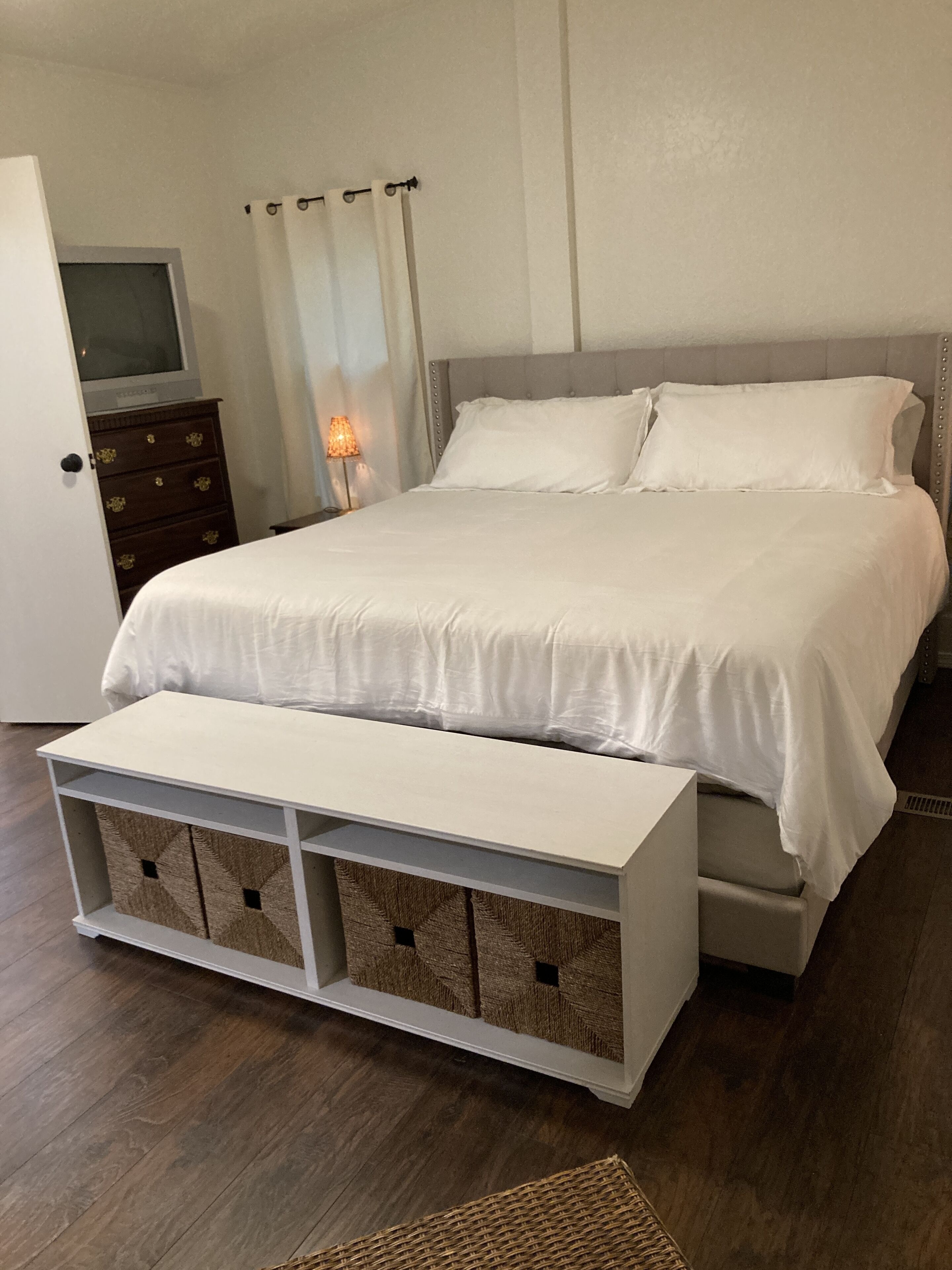 Grand Lake Waterfront in beautiful Dripping Springs