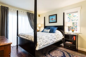 2 habitaciones, tabla de planchar con plancha, cuna de viaje y wifi 