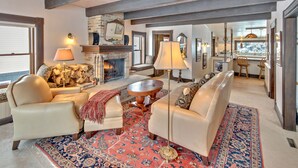Unclassified image, 5 of 45, button - Charming Aspen Central Victorian; 4 Bedrooms, Walk to Gondola (Aspen)