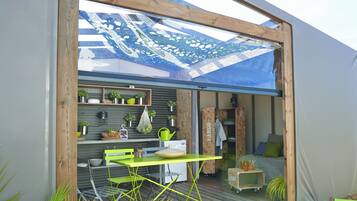 Tent, Shared Bathroom (Maori) | Living area | Table tennis