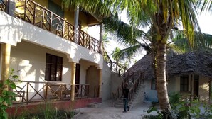 Exterior - Mpole Bungalows (Michamvi)