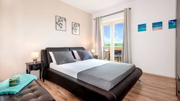 Villa, 4 Schlafzimmer, eigenes Bad, Poolblick