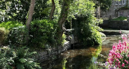 Belle maison en pierres anciennes prĂšs de l'Aven et de la plage - 10 personnes