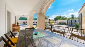 Terrace/patio - Villa Martin (Tinjan)