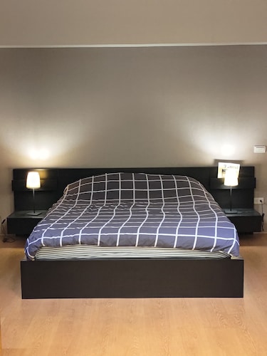 ラージ2ベッドルームQスクエアアパートメント京站台北車站Apartment Taipei Main STN