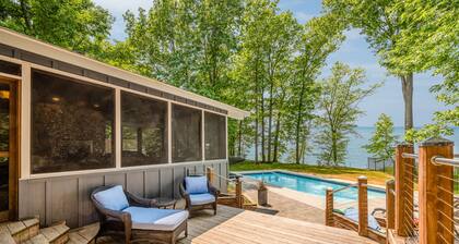 Blue Water Retreat - Spacious Lake Michigan retreat with In-ground pool