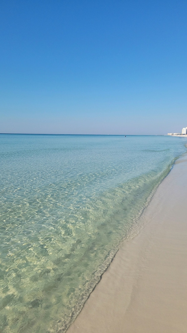 Ubicación a pie de playa y tumbonas