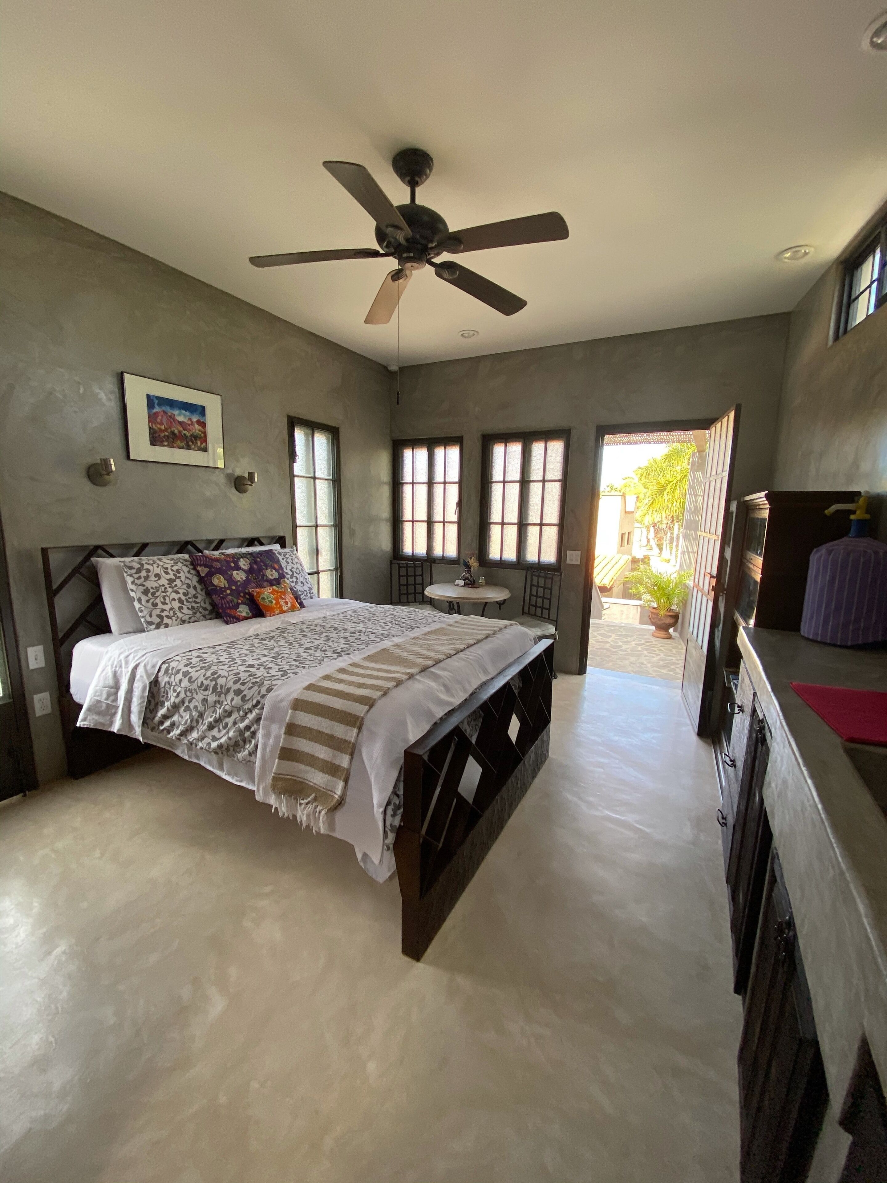 In La Hacienda's upstairs swimming studio