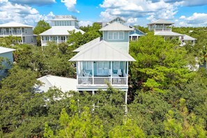 Exterior - Morrow Cottage – Old Florida Beach 30A | Steps to the Gulf, Heated Pool & Wi-Fi (Old Florida Beach)