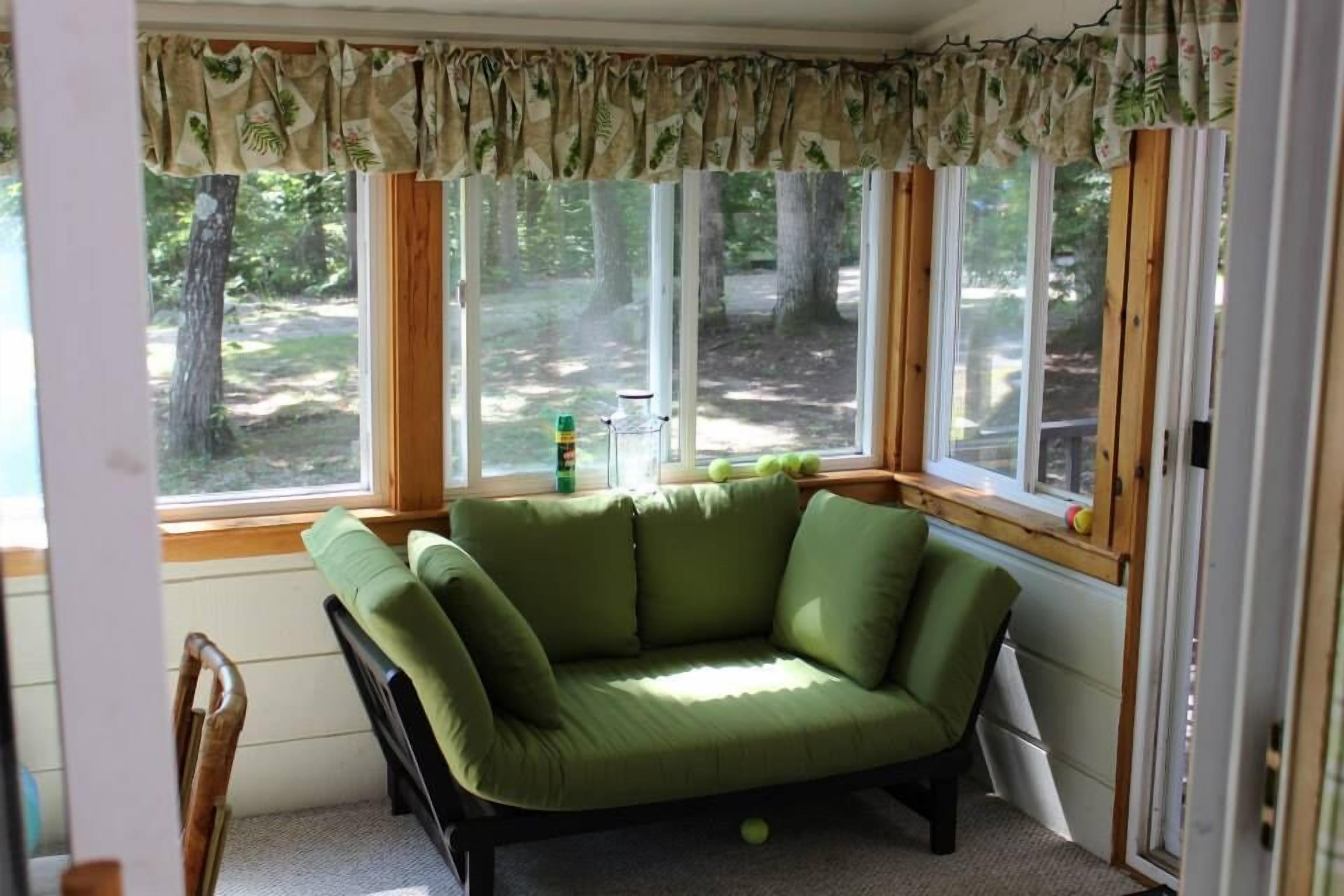 Spacious 4 Bedroom Home ~ Moose Pond/ Shawnee Peak. Your Kids Will Love It Here!