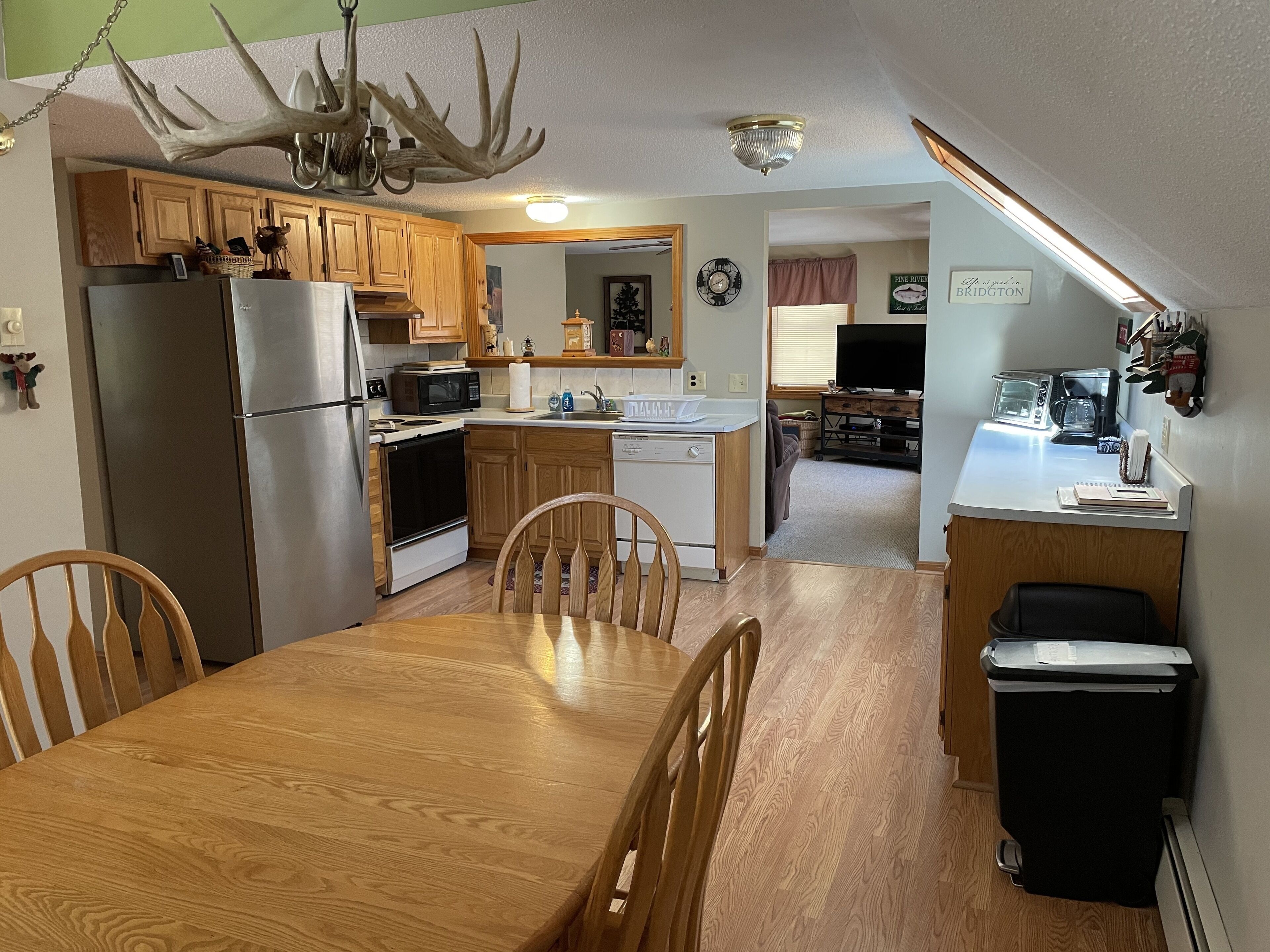 Spacious 4 Bedroom Home ~ Moose Pond/ Shawnee Peak. Your Kids Will Love It Here!