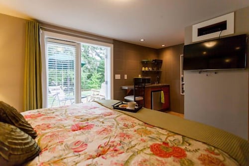 Downtown Bellevue Private Suite - 貝爾維尤