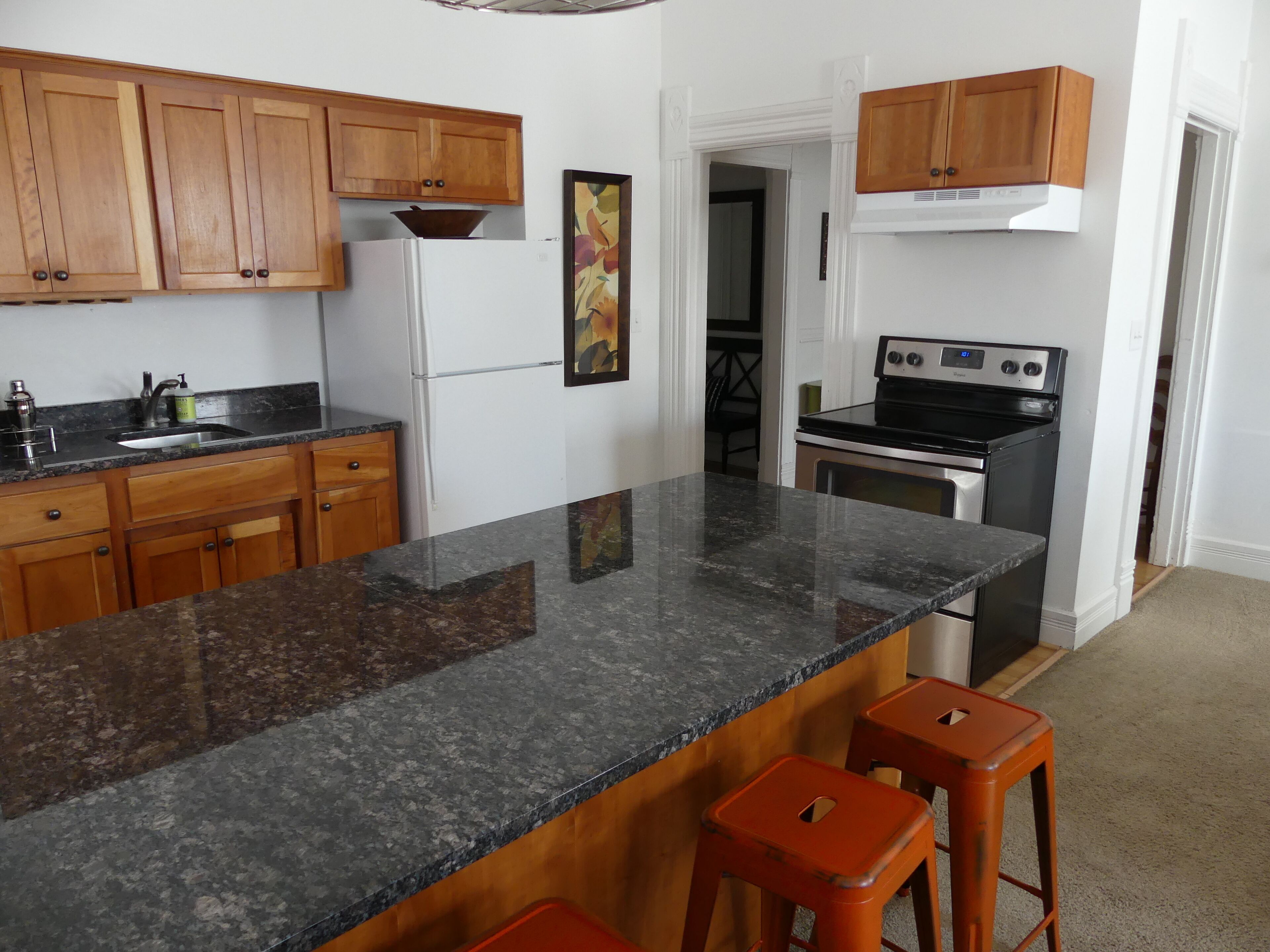 Great Two Bedroom Apartment in Historic Downtown Stillwater