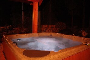 Baignoire à remous extérieure