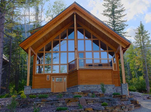 Kicking Horse Ski Chalet Tolle Aussicht, 2 Holzfeuer, Whirlpool, Sauna, Fußbodenheizung