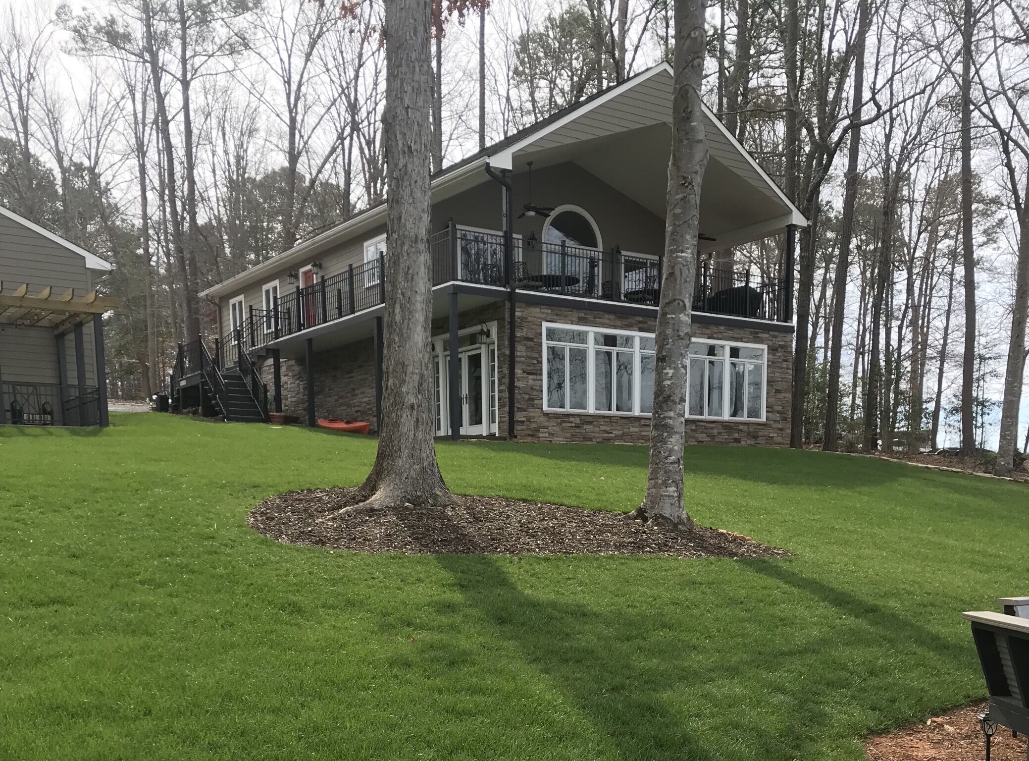 Wind down!  Fun For 11, Pets, Pool table & air hockey,Foosball, WIFI, & Pboat!
