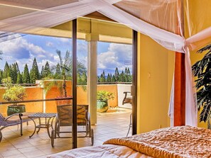1 bedroom, iron/ironing board, free WiFi, bed sheets - ~ Tropical OASIS ~ (unit: 12T-3&4) ~ Platinum Maui Vacations (Lahaina)