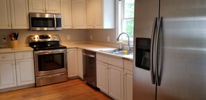 Fridge, microwave, oven, stovetop - Plum Island Basin House (Newbury)