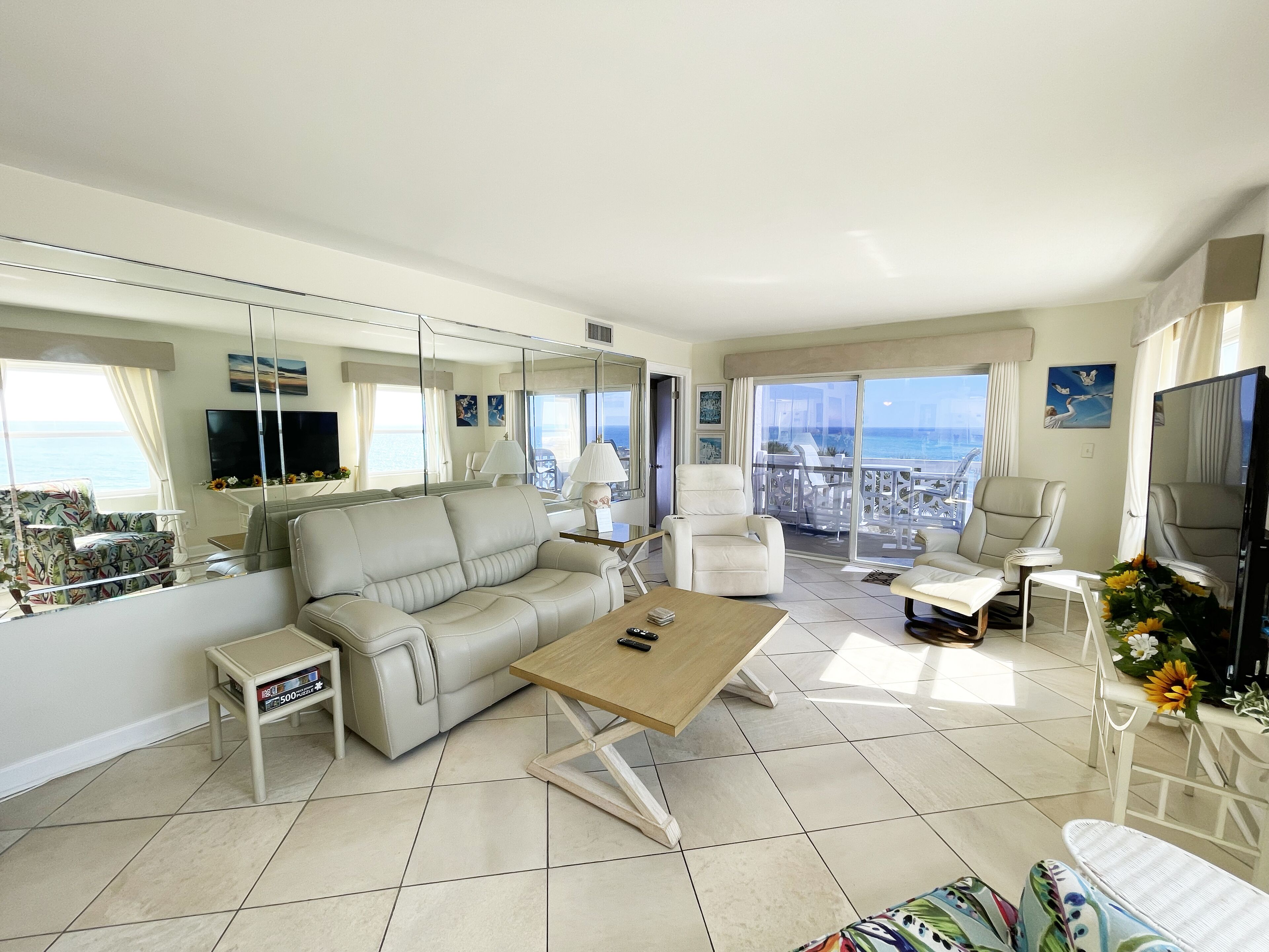 El Matador 449 - Fourth floor unit