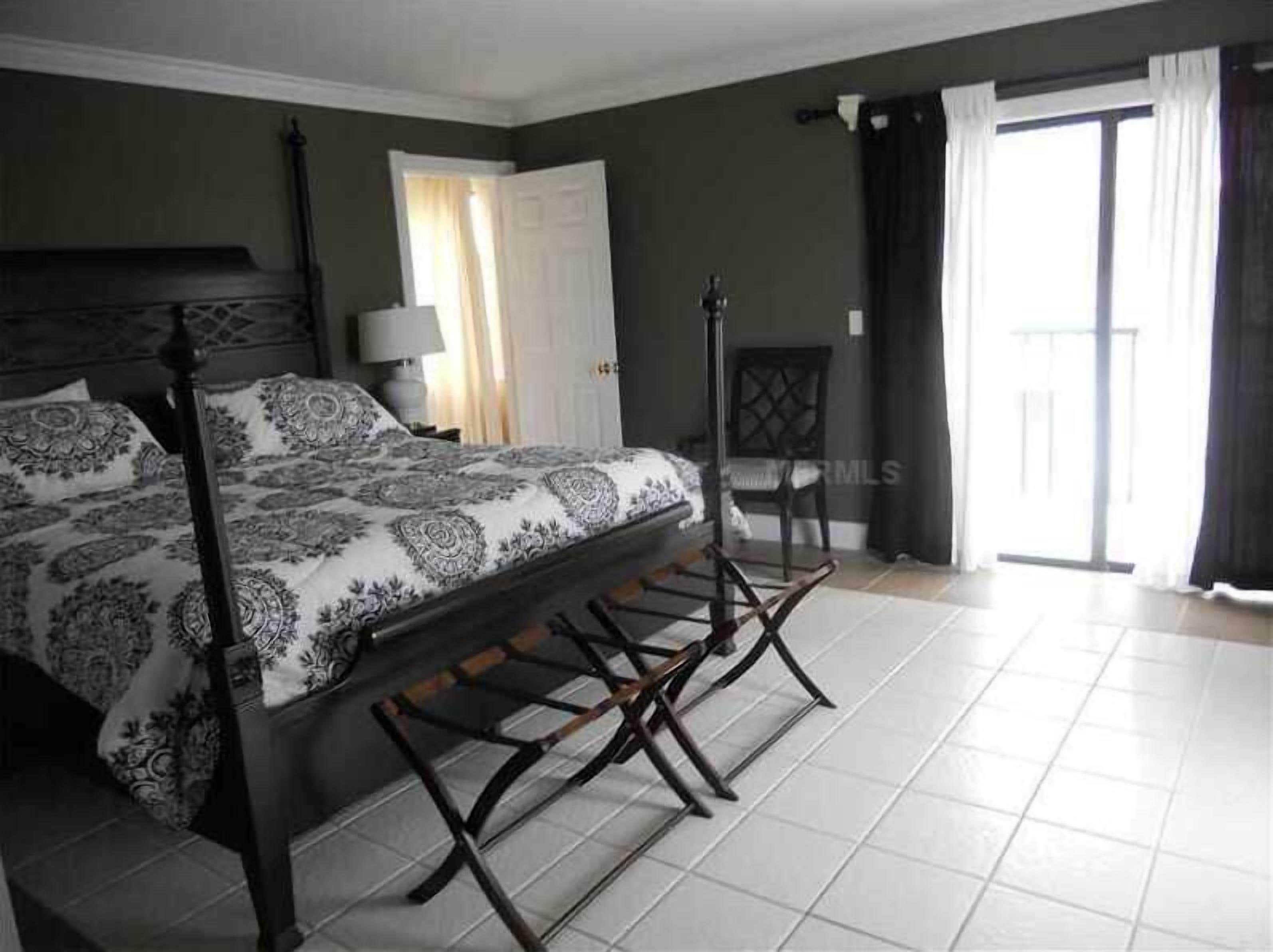 3 chambres, fer et planche à repasser, lit parapluie, Wi-Fi