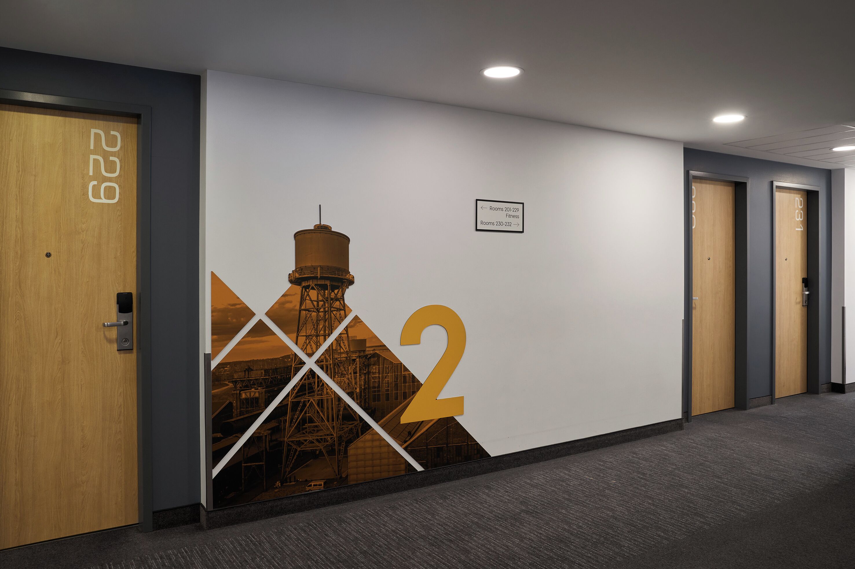 in-room safe, desk, laptop workspace, blackout curtains