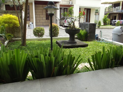 3 BR House with Pool Near KidsFun Jogja