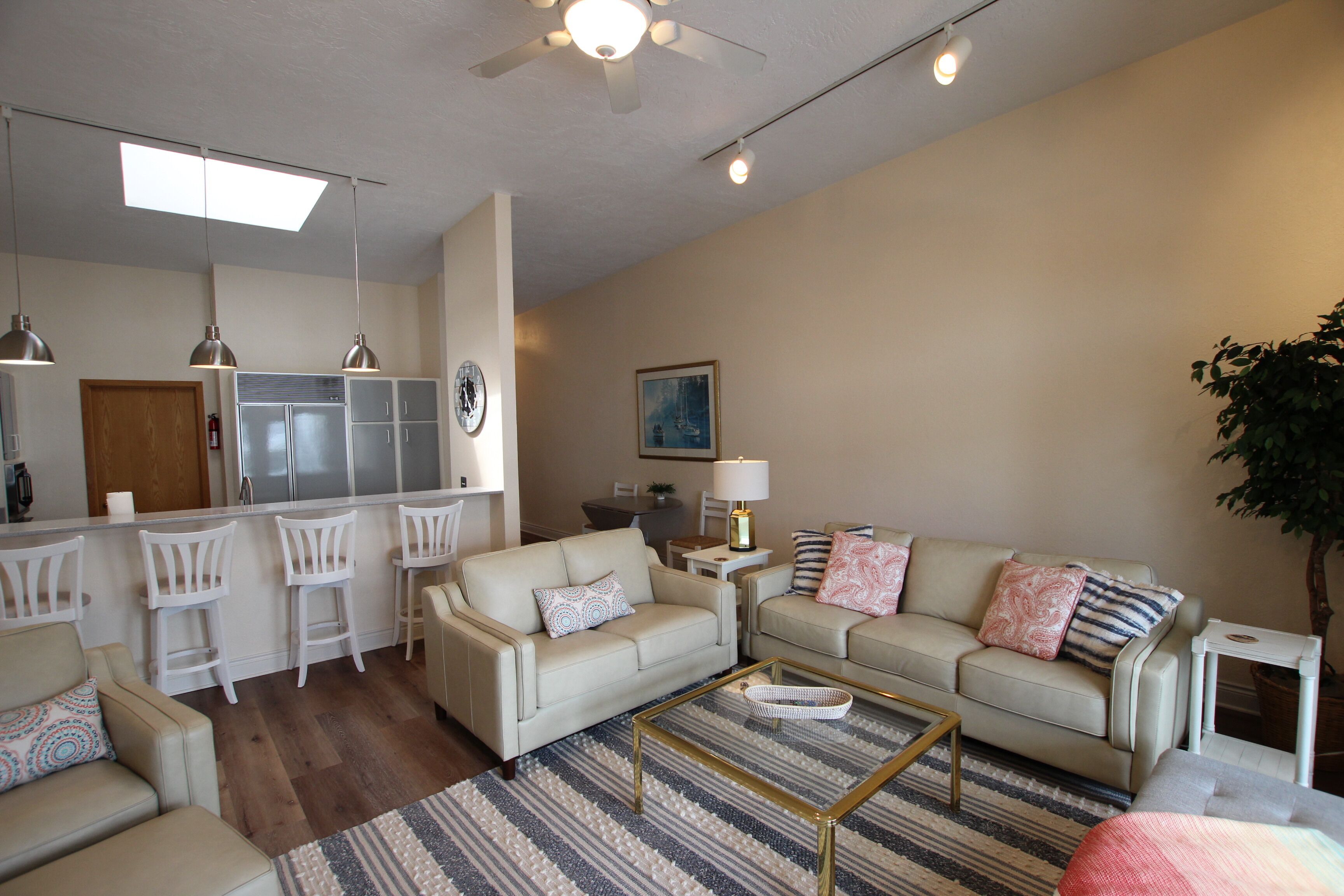 Downtown Charlevoix 3 Bedroom Condominium