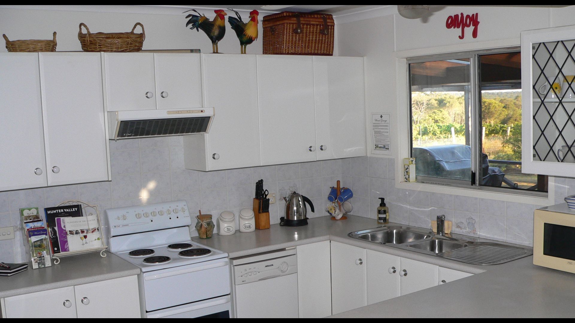 Wirral Grange Vineyard & Cottage — image 8