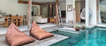 Modern 2BR Seminyak\ Big Bedrooms + Bathtub \ Pool