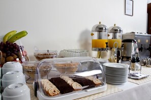 تناول الطعام