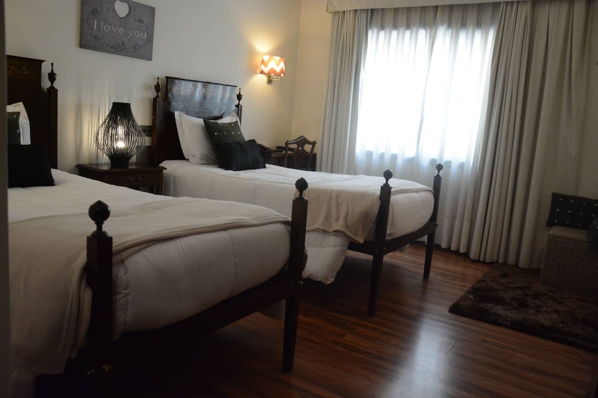 Double or Twin Room, Non Smoking | Cribs (free), rollaway beds (surcharge), WiFi (free)