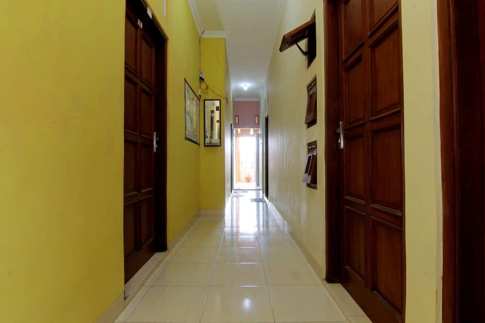 Griya Ardafa - Hostel