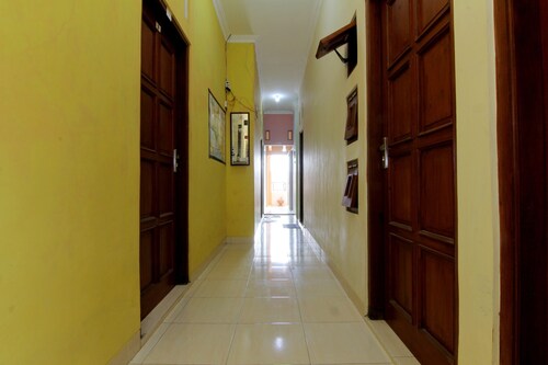 Griya Ardafa - Hostel