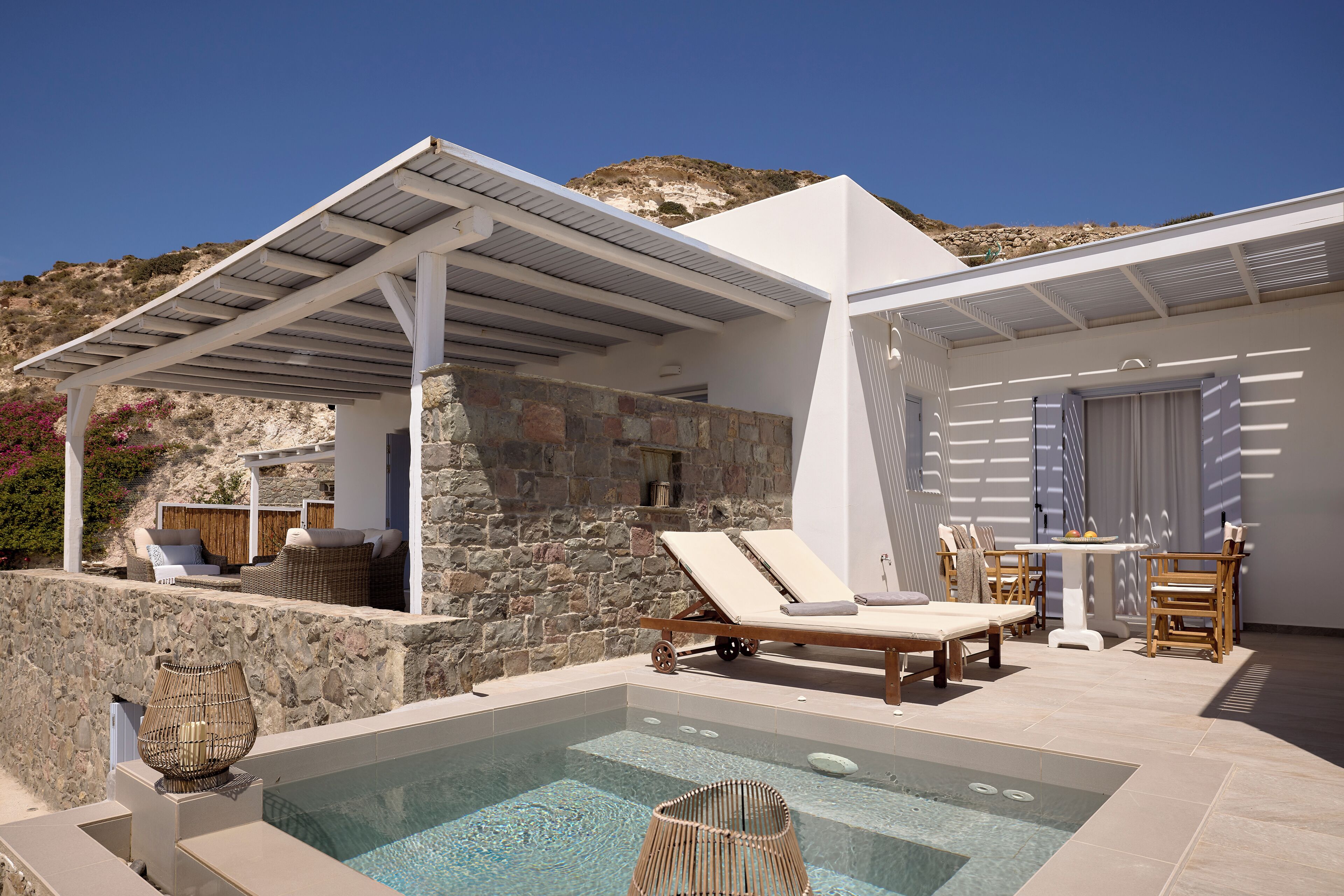 Suite estándar, bañera de hidromasaje, vistas al mar | Terraza o patio