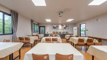 Tempat makan