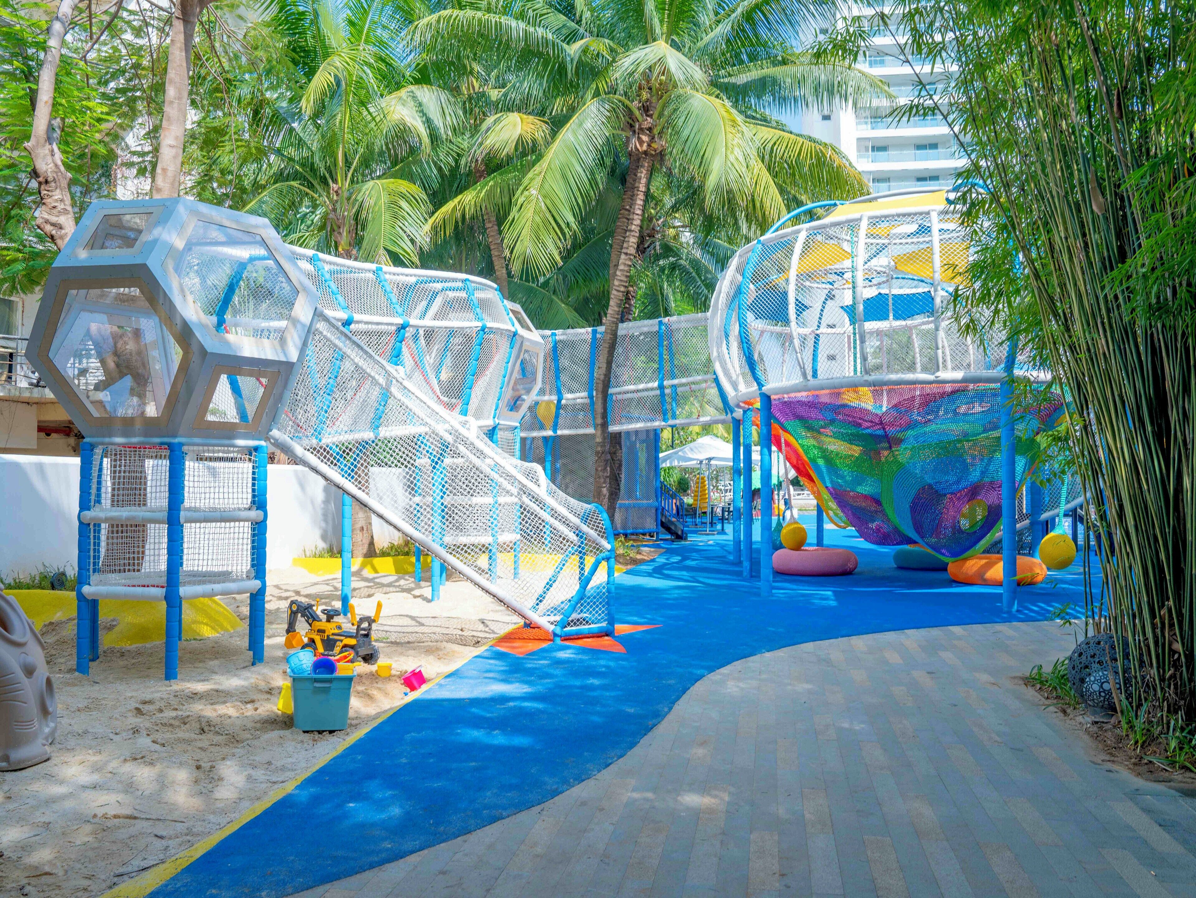 children’s play area – outdoor